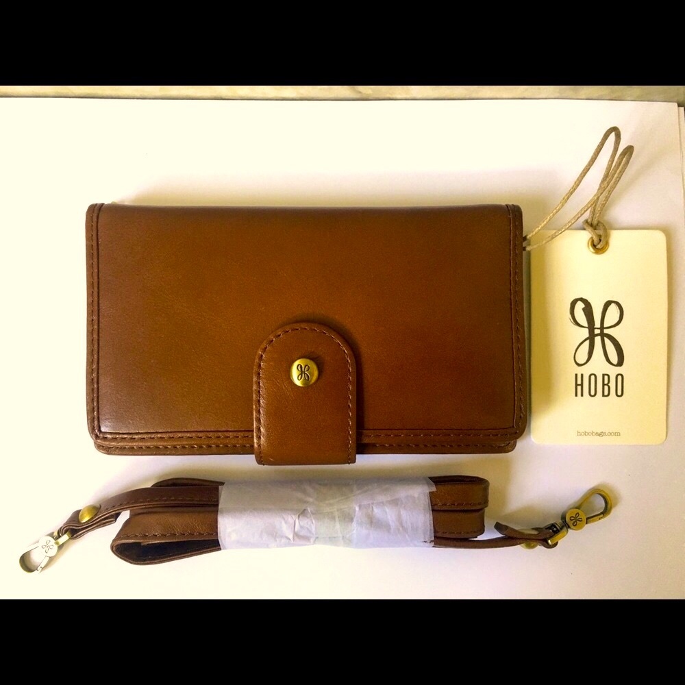 Hobo Apollo Leather Crossbody Wallet, NWT